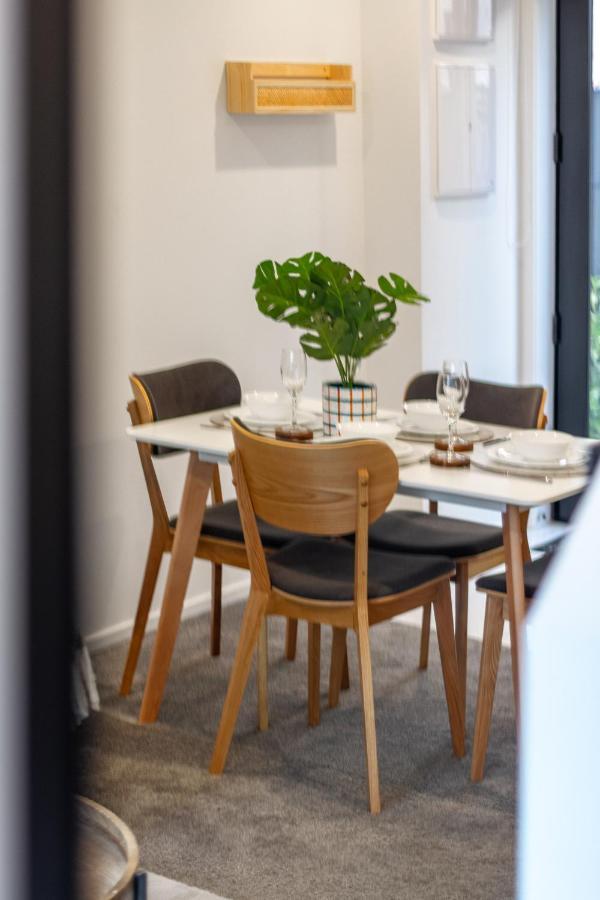 Vibrant City Abode - 2 Bed 2 Bath Lejlighed Christchurch Eksteriør billede